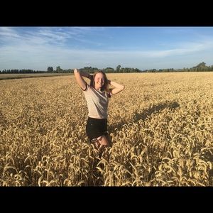 Meet your Posher, Kendra